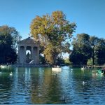 Lago con il Tempio di Rom, Asclepio,m Vila Borghese
